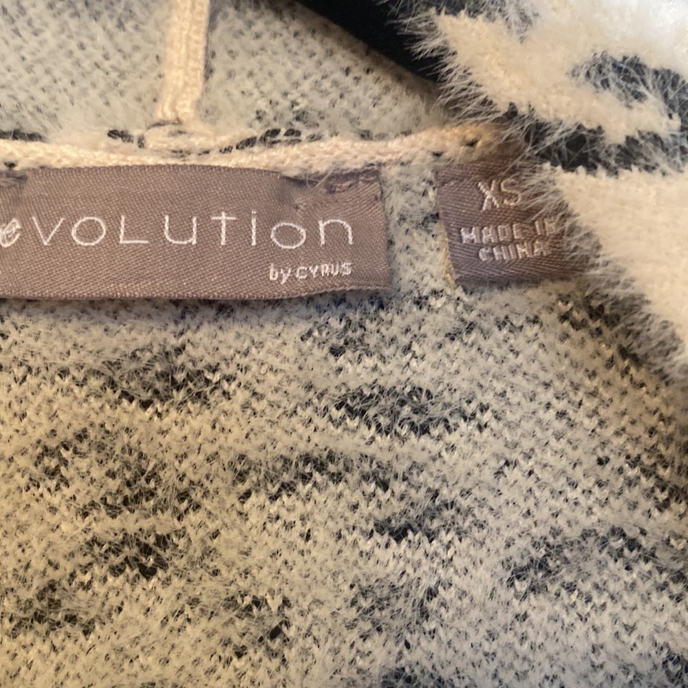 Leopard Print Open Cardigan - Picture 5 of 5